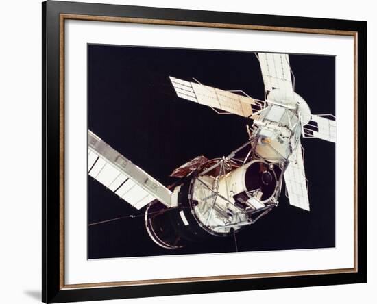 Space: Skylab 3, 1973-null-Framed Photographic Print