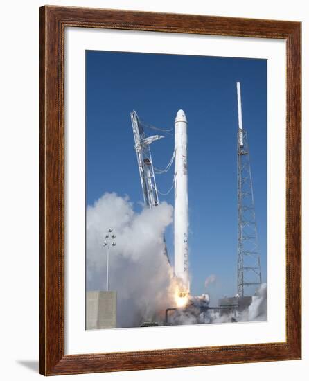 Spacex?S Falcon 9 Rocket and Dragon Spacecraft Lift Off from Cape Canaveral Air Force Station-null-Framed Photo