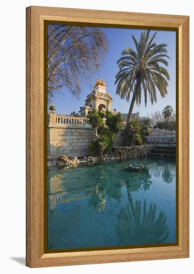 Spain, Catalonia, Barcelona, Parc De La Ciutadella, Wells, Palm-Rainer Mirau-Framed Premier Image Canvas