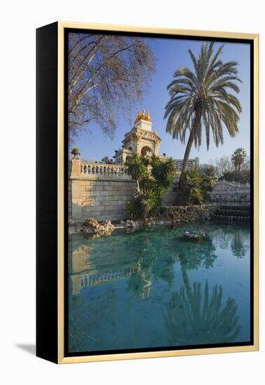 Spain, Catalonia, Barcelona, Parc De La Ciutadella, Wells, Palm-Rainer Mirau-Framed Premier Image Canvas