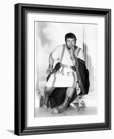 Spartacus by Stanley Kubrik with Peter Ustinov, 1960 (b/w photo)-null-Framed Photo