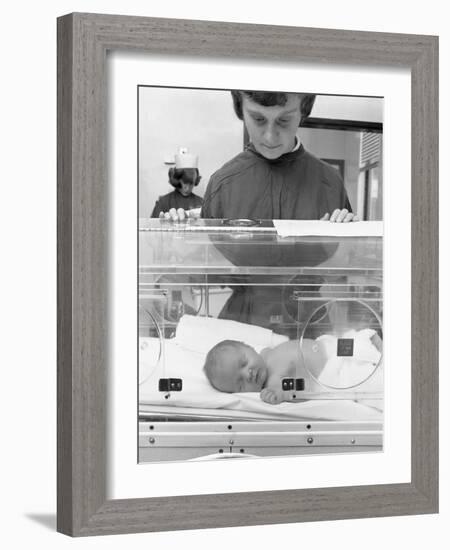 Special Care Unit for Premature Babies, Nether Edge Hospital, Sheffield, South Yorkshire, 1969-Michael Walters-Framed Photographic Print