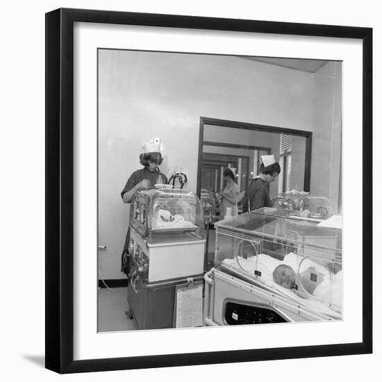 Special Care Unit for Premature Babies, Nether Edge Hospital, Sheffield, South Yorkshire, 1969-Michael Walters-Framed Photographic Print