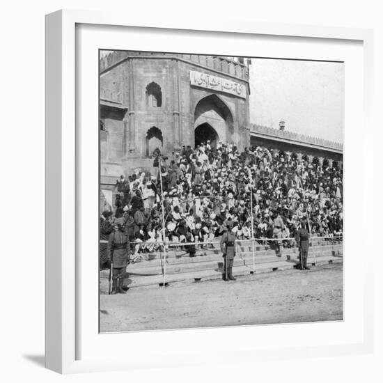 Spectators at Jumma Masjid, Bangalore, India, 1900s-H & Son Hands-Framed Giclee Print