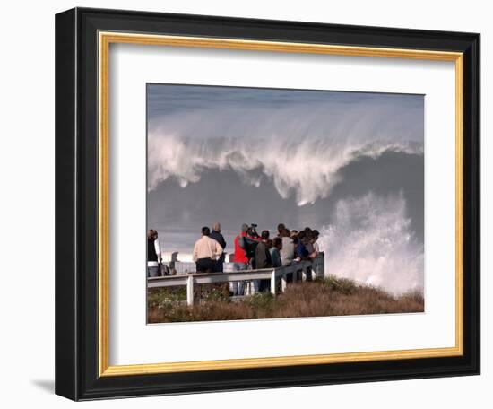 Spectators Line the Bluff at La Jolla Cove to Get a Good Look at the Large Surf in San Diego-null-Framed Photographic Print