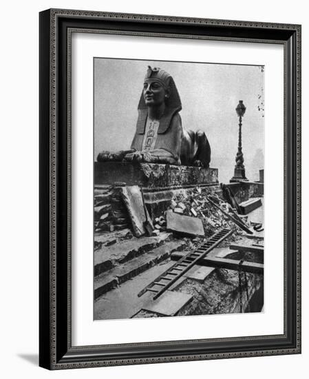 Sphinx Damaged by a German Bomb Dropped on the Embankment, 4th September 1917-null-Framed Giclee Print