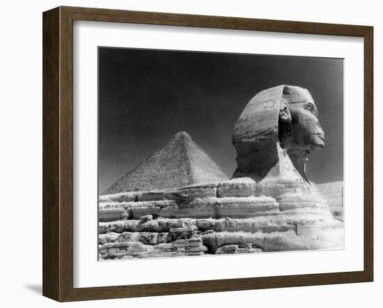 Sphinz and Cheops Pyramid at Giza, Egypt-null-Framed Photo