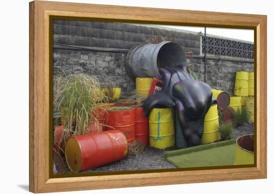 Spillage-Banksy-Framed Premier Image Canvas