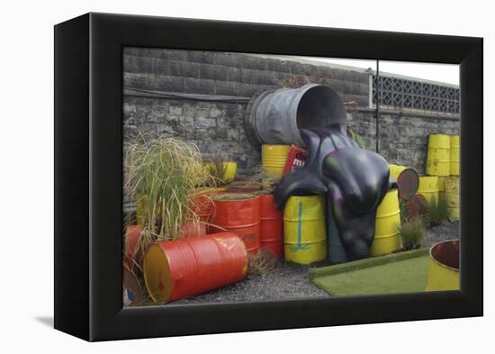 Spillage-Banksy-Framed Premier Image Canvas