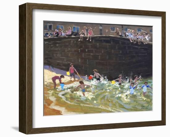 Splashing in Tenby Harbour, 2016-Andrew Macara-Framed Giclee Print