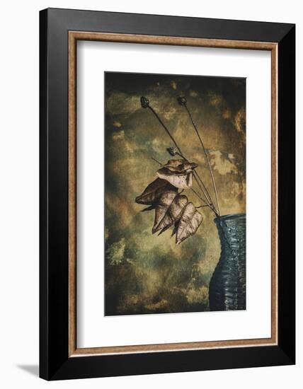 Split-Cicek Kiral-Framed Photographic Print