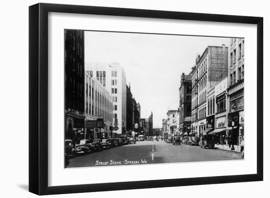 Spokane, Washington - A Street Scene-Lantern Press-Framed Art Print