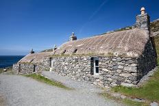 Two Traditional Blackhouses at Gearrannan Village, Isle of Lewis-Spumador-Photographic Print