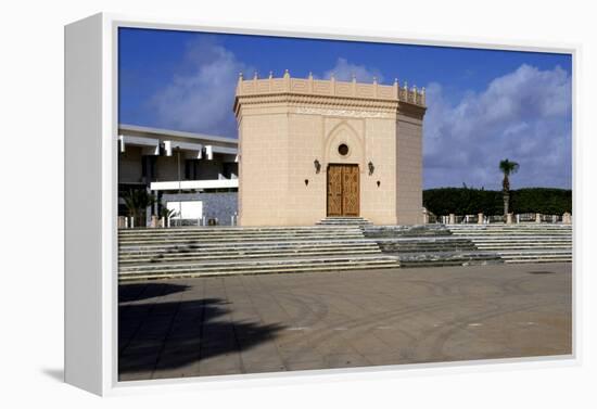 Square of the Martyrs, Benghazi, Libya-Vivienne Sharp-Framed Premier Image Canvas