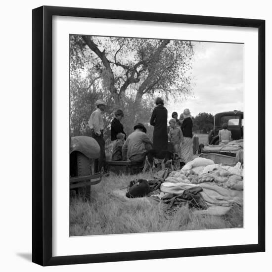 Squatters along highway near Bakersfield, California, 1935-Dorothea Lange-Framed Photographic Print