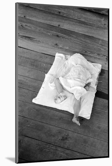 Squeakie asleep in Hale County, Alabama, 1936-Walker Evans-Mounted Photographic Print