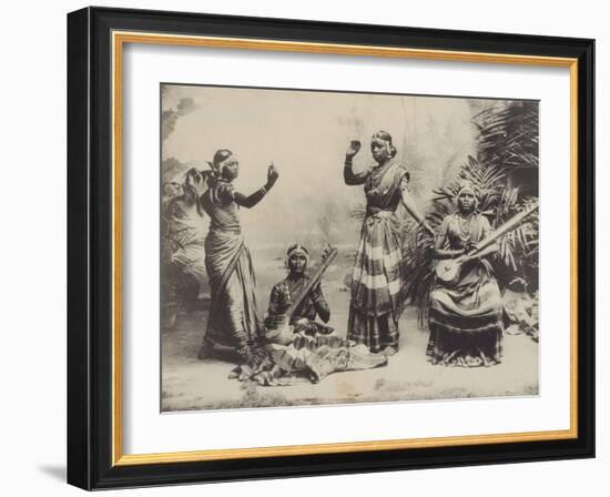 Sri-Lanka, les bayadères-null-Framed Giclee Print