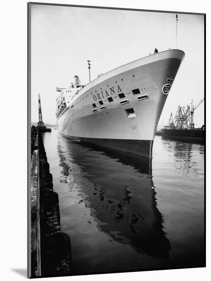 SS Oriana New Ship Passenger Liner Maiden Voyage in Pacific Ocean-Ralph Crane-Mounted Photographic Print