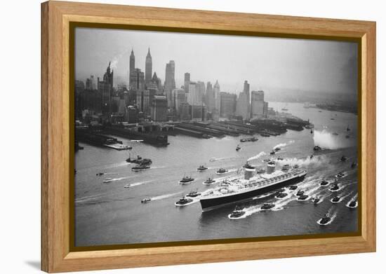 SS United States Arrives in Manhattan-null-Framed Premier Image Canvas