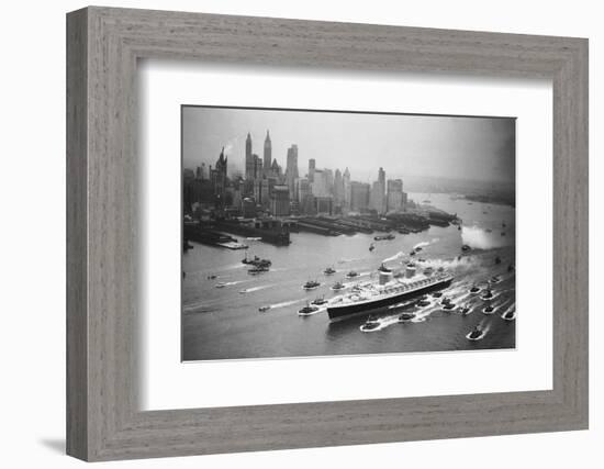 SS United States Arrives in Manhattan-null-Framed Photographic Print