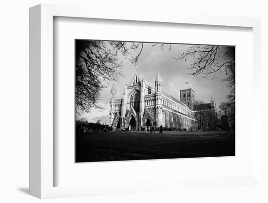 St Albans, 1946-Staff-Framed Photographic Print