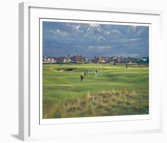 St. Andrews 16th - Corner Of The Dyke-Peter Munro-Framed Limited Edition