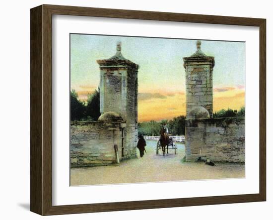 St. Augustine, Florida - View of the Old City Gate-Lantern Press-Framed Art Print