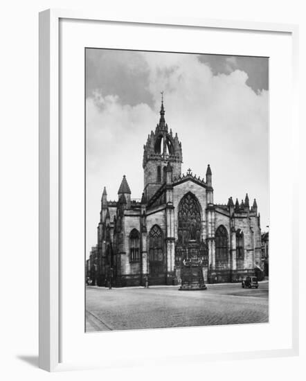 St. Giles Cathedral-null-Framed Photographic Print