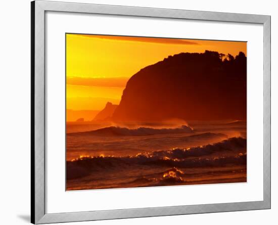 St Kilda Beach, Dunedin, New Zealand-David Wall-Framed Photographic Print