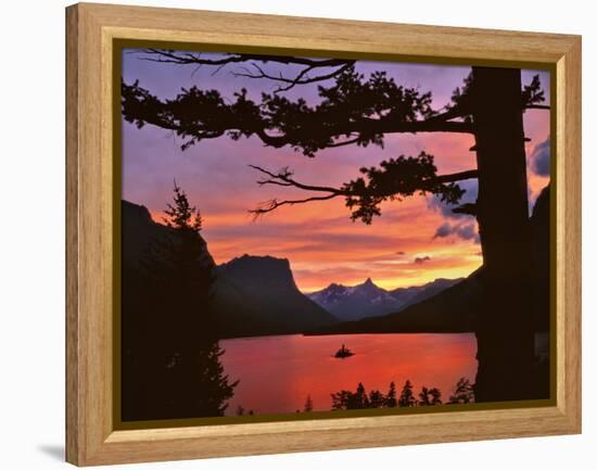 St Mary Lake at Sunset, Glacier National Park, Montana, USA-Jaynes Gallery-Framed Premier Image Canvas