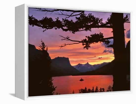 St Mary Lake at Sunset, Glacier National Park, Montana, USA-Jaynes Gallery-Framed Premier Image Canvas