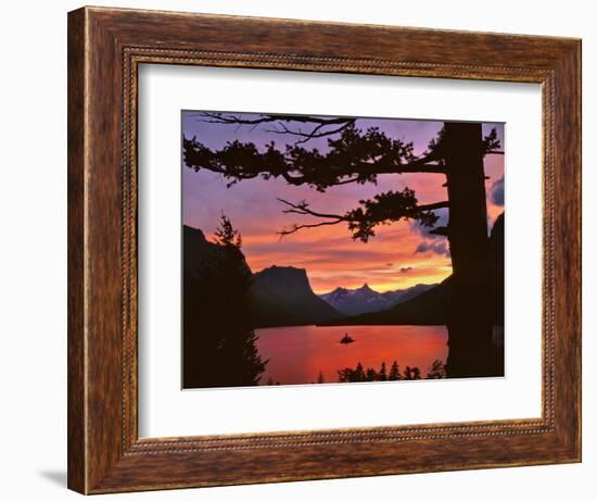 St Mary Lake at Sunset, Glacier National Park, Montana, USA-Jaynes Gallery-Framed Photographic Print