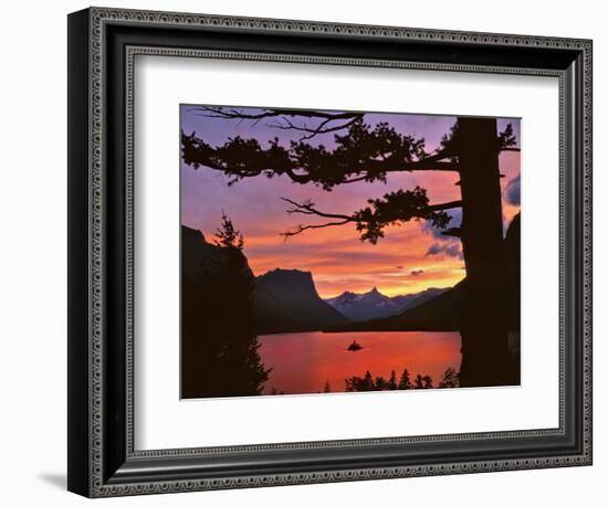 St Mary Lake at Sunset, Glacier National Park, Montana, USA-Jaynes Gallery-Framed Photographic Print