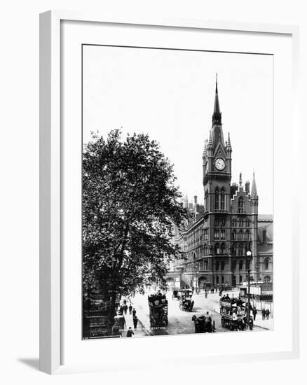 St. Pancras Railway Station-null-Framed Photographic Print