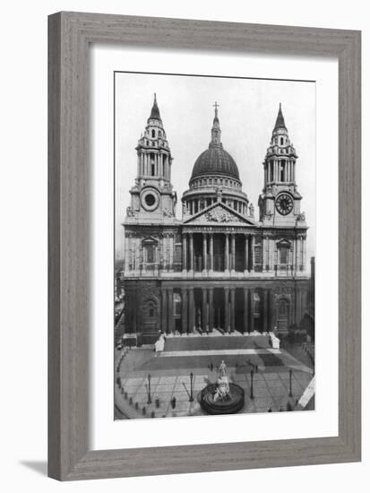 St Paul's Cathedral, London, 1926-null-Framed Giclee Print