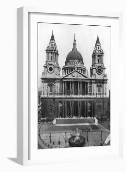 St Paul's Cathedral, London, 1926-null-Framed Giclee Print