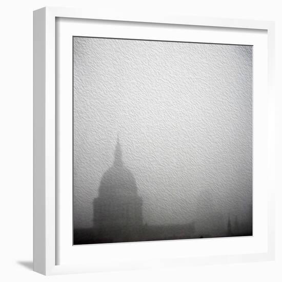 St Pauls Cathedral in Fog-Tosh-Framed Art Print