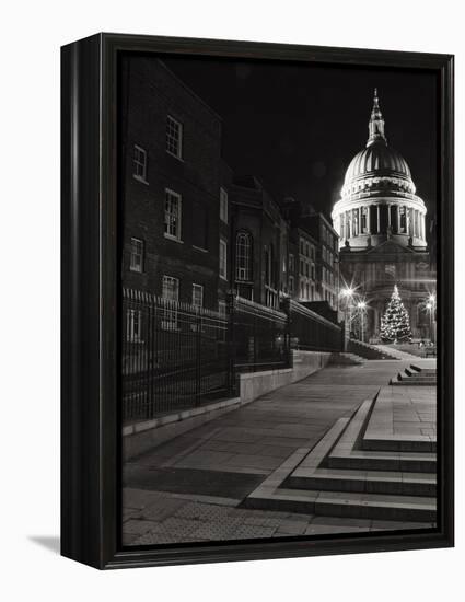 St. Pauls of London-Doug Chinnery-Framed Premier Image Canvas