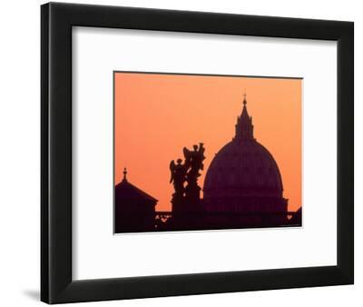 St Peter S Basilica And Statues On Ponte St Angelo Vatican