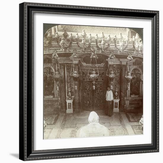 St Peter's Tomb, St Peter's Basilica, Rome, Italy-Underwood & Underwood-Framed Photographic Print