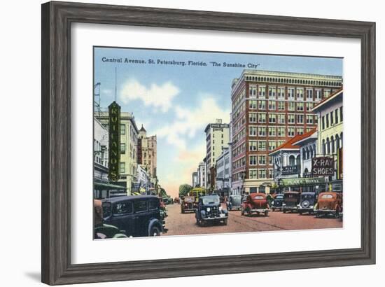 St. Petersburg, Florida - Central Avenue Scene-Lantern Press-Framed Art Print