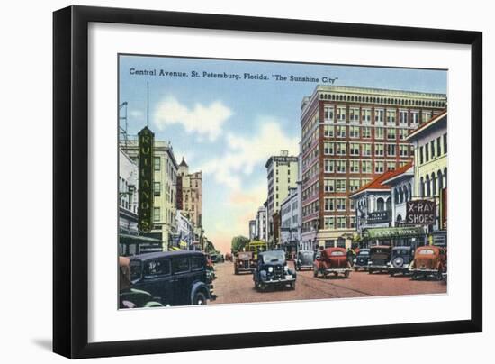 St. Petersburg, Florida - Central Avenue Scene-Lantern Press-Framed Art Print