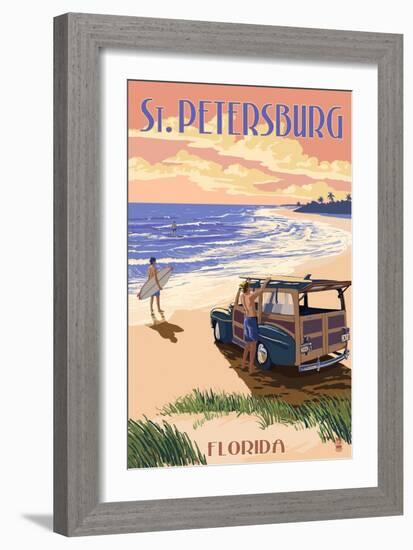 St. Petersburg, Florida - Woody on the Beach-Lantern Press-Framed Art Print