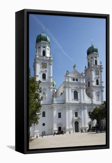 St. Stephens Cathedral, Passau, Lower Bavaria, Germany, Europe-Rolf Richardson-Framed Premier Image Canvas