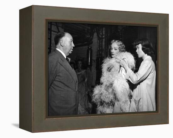 STAGE FRIGHT, 1950 directed by ALFRED HITCHCOCK On the set, Alfred Hitchcock, Marlene Dietrich and -null-Framed Stretched Canvas