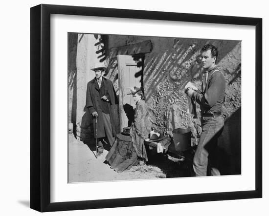 STAGECOACH, 1939 directed by JOHN FORD John Wayne Claire Trevor (b/w photo)-null-Framed Photo