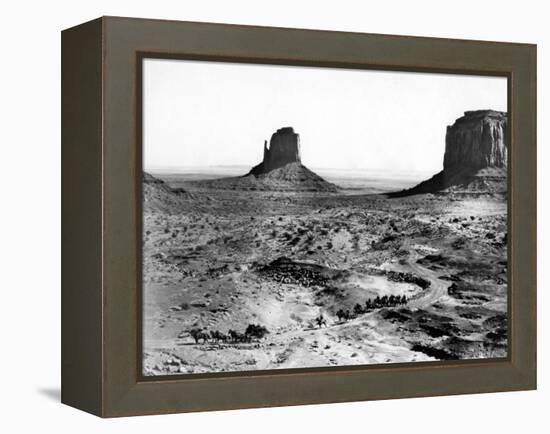 Stagecoach, 1939-null-Framed Stretched Canvas