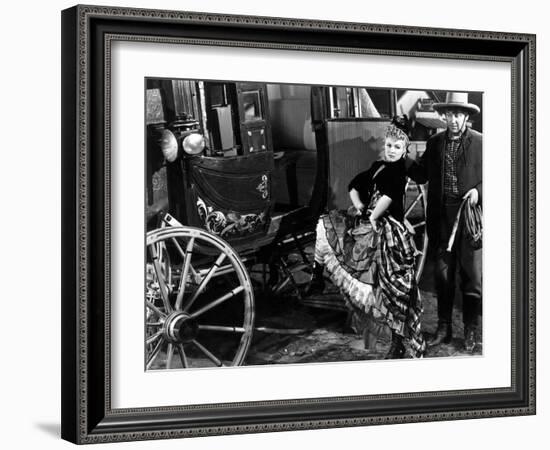 Stagecoach, Claire Trevor, Andy Devine, 1939-null-Framed Photo