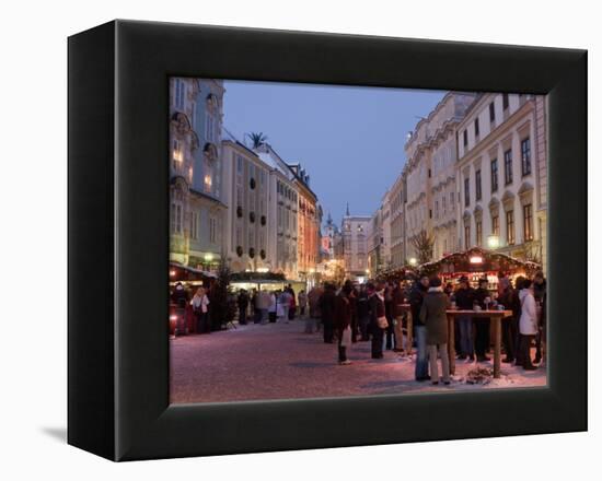 Stalls and People at Christmas Market, Stadtplatz, Steyr, Oberosterreich (Upper Austria)-Richard Nebesky-Framed Premier Image Canvas