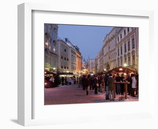 Stalls and People at Christmas Market, Stadtplatz, Steyr, Oberosterreich (Upper Austria)-Richard Nebesky-Framed Photographic Print